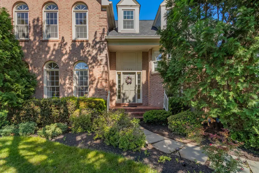 1289 Middleton Ct, Vienna, VA 22182 - #3