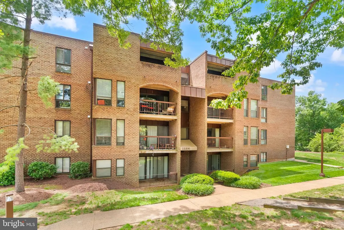11200 Chestnut Grove Sq #302, Reston, VA 20190 - #1