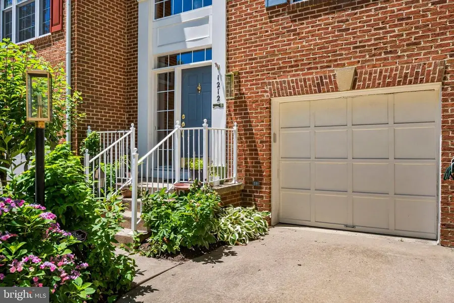 1212 Wild Hawthorn Way, Reston, VA 20194 - #2