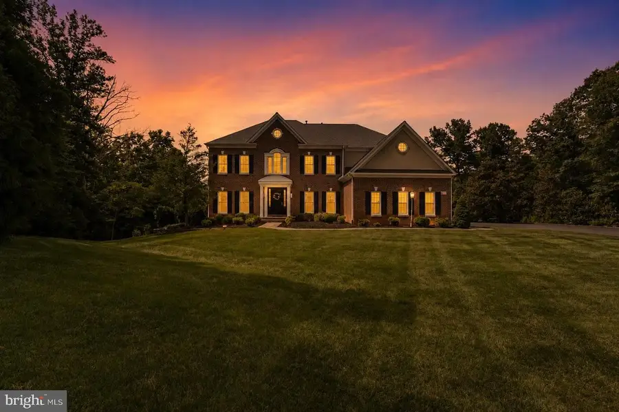 9772 Thorn Bush Dr, Fairfax Station, VA 22039 - #2