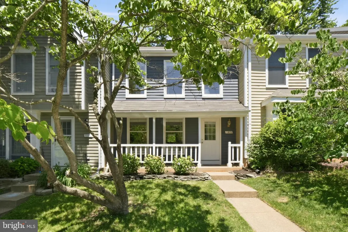 1579 Poplar Grove Dr, Reston, VA 20194 - #1