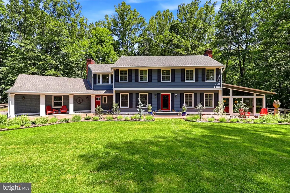 7514 Evans Ford Rd, Clifton, VA 20124 - #1