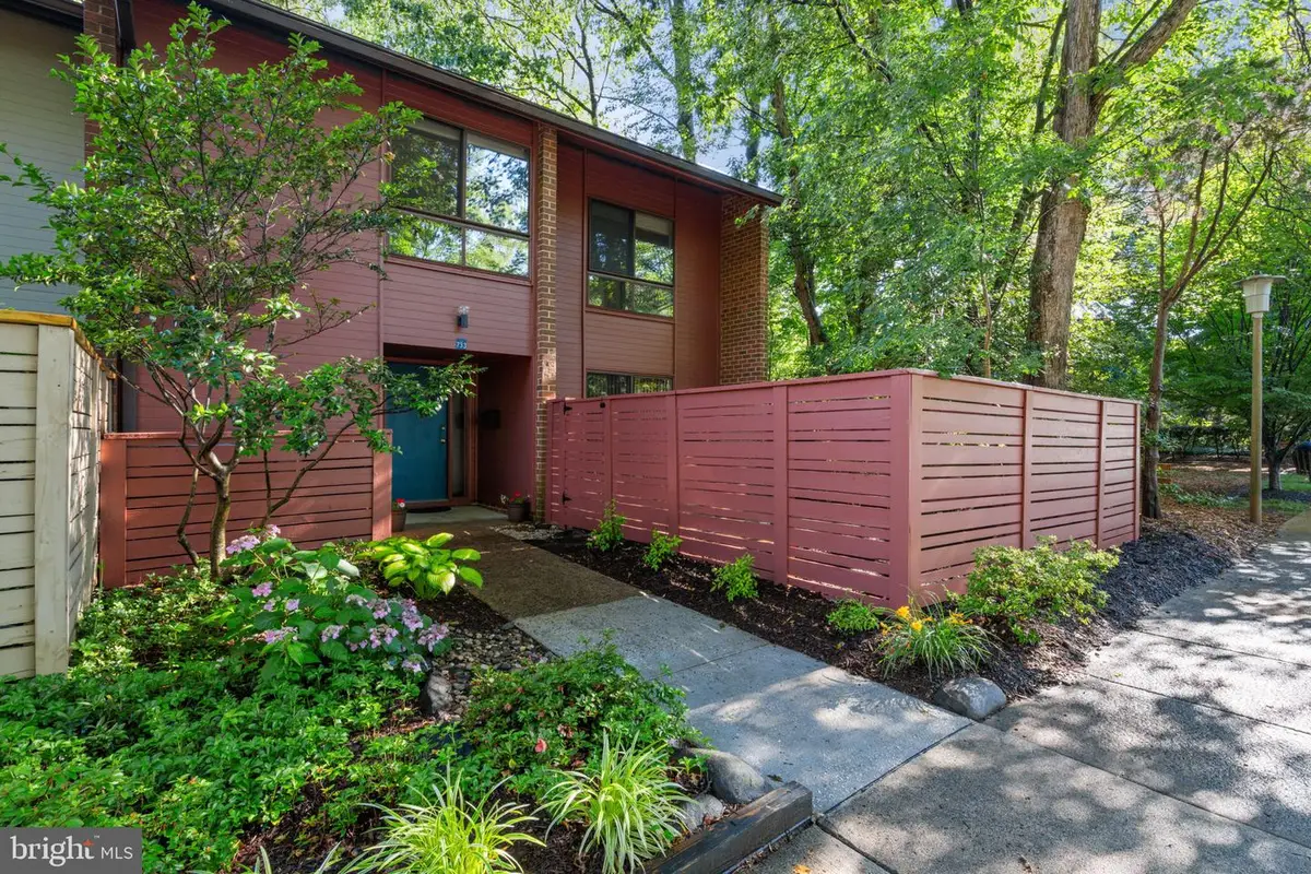 11733 Indian Ridge Rd, Reston, VA 20191 - #1