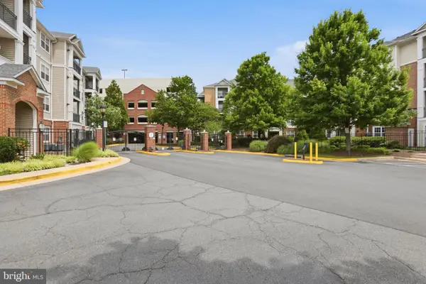 12913 Centre Park Cir #405, HERNDON, VA 20171