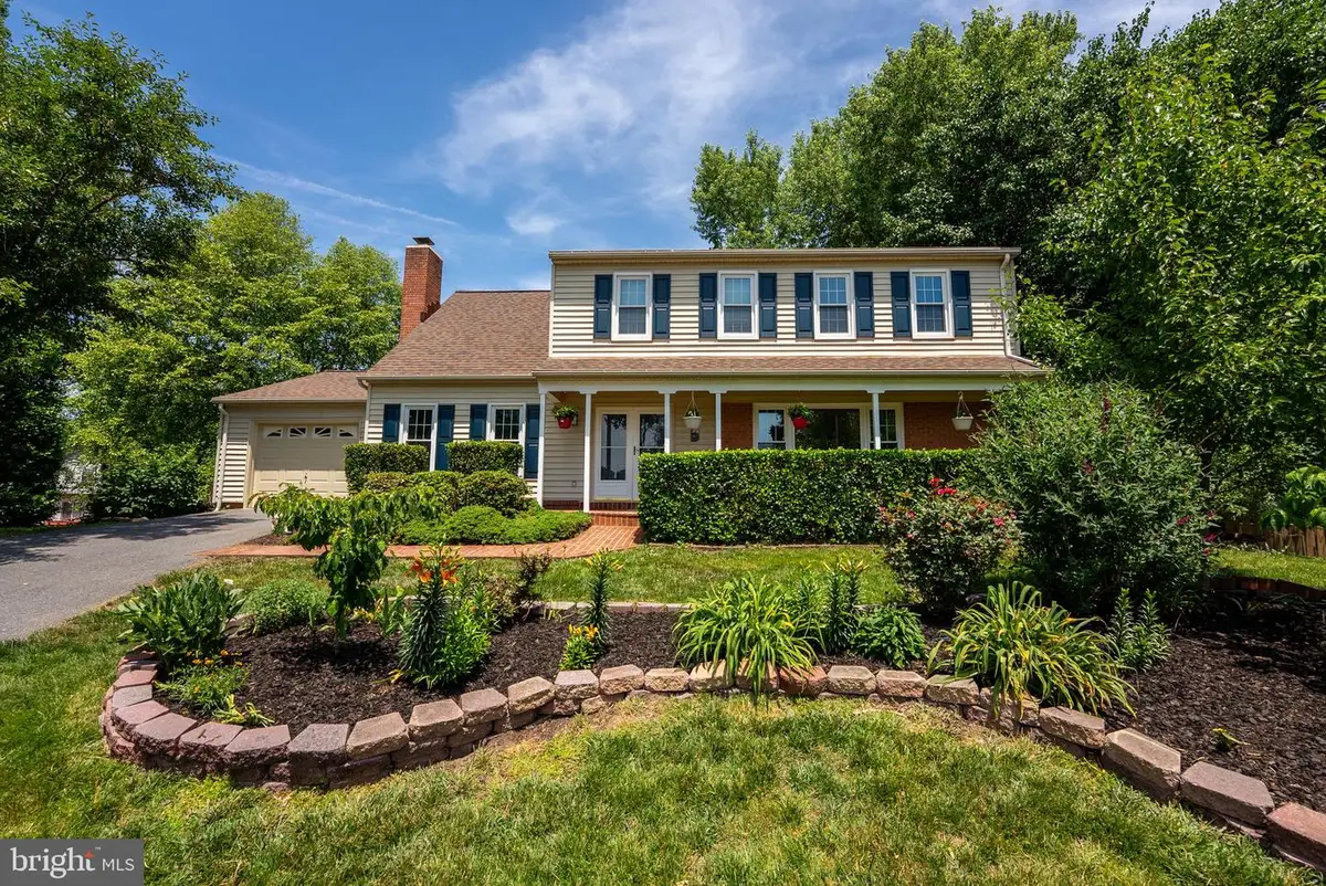 7901 Marysia Ct, Springfield, VA 22153 - #1