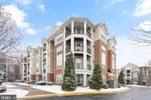 12913 Centre Park Cir #102, Herndon, VA 20171 - #2
