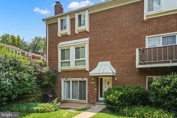 3824 Persimmon Cir, FAIRFAX, VA 22031