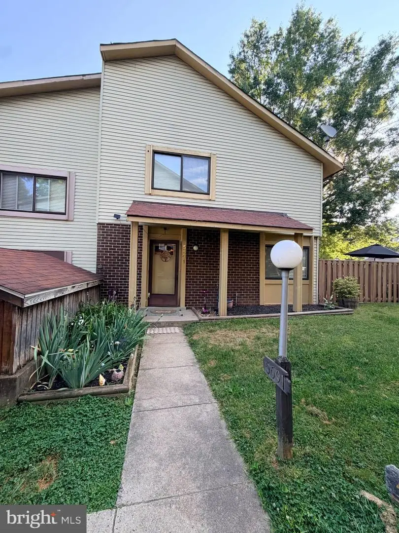 5691 Summer Oak Way, Burke, VA 22015 - #1