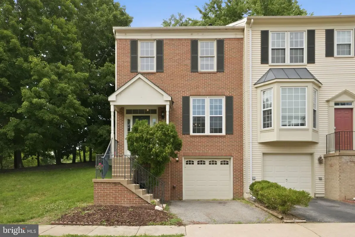 7712 Baird Ct, Lorton, VA 22079 - #1