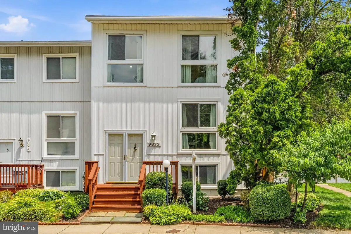 9822 Sweet Mint Dr, Vienna, VA 22181 - #1