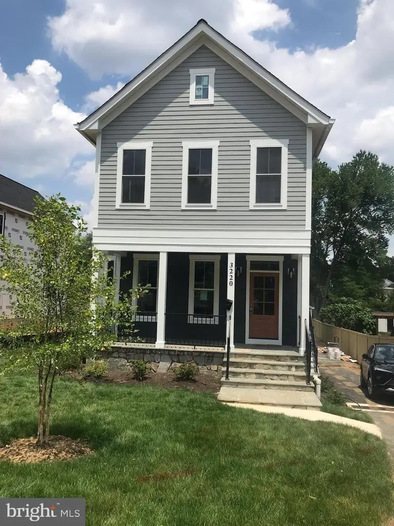 3220 Clayborne Ave, Alexandria, VA 22306 - #1