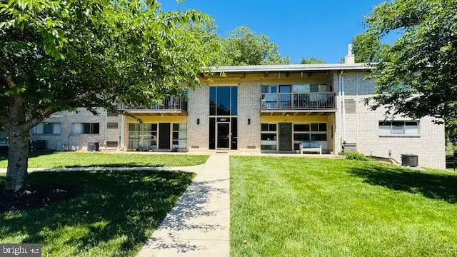 4957 Americana Dr Dr #106, Annandale, VA 22003 - #1