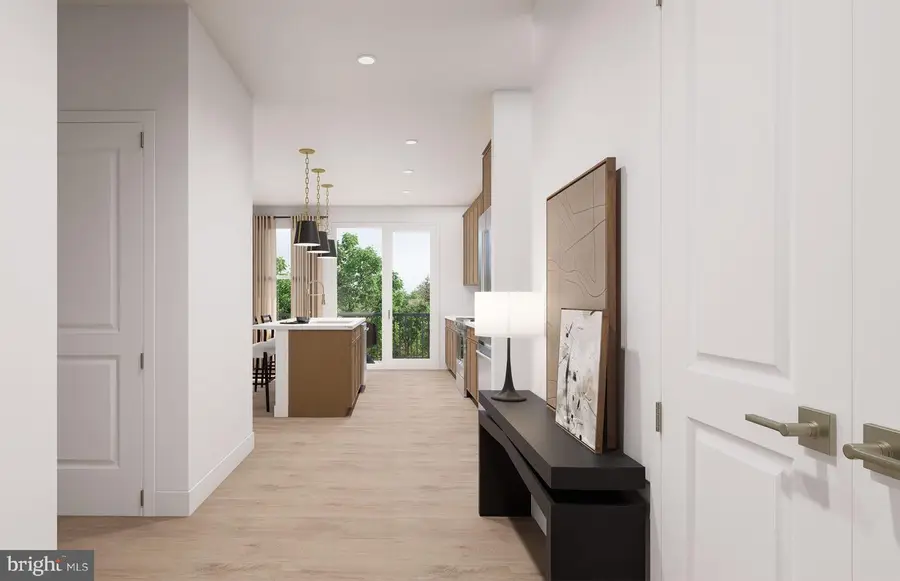 9475b Sprague Ave #5, Fairfax, VA 22031 - #2