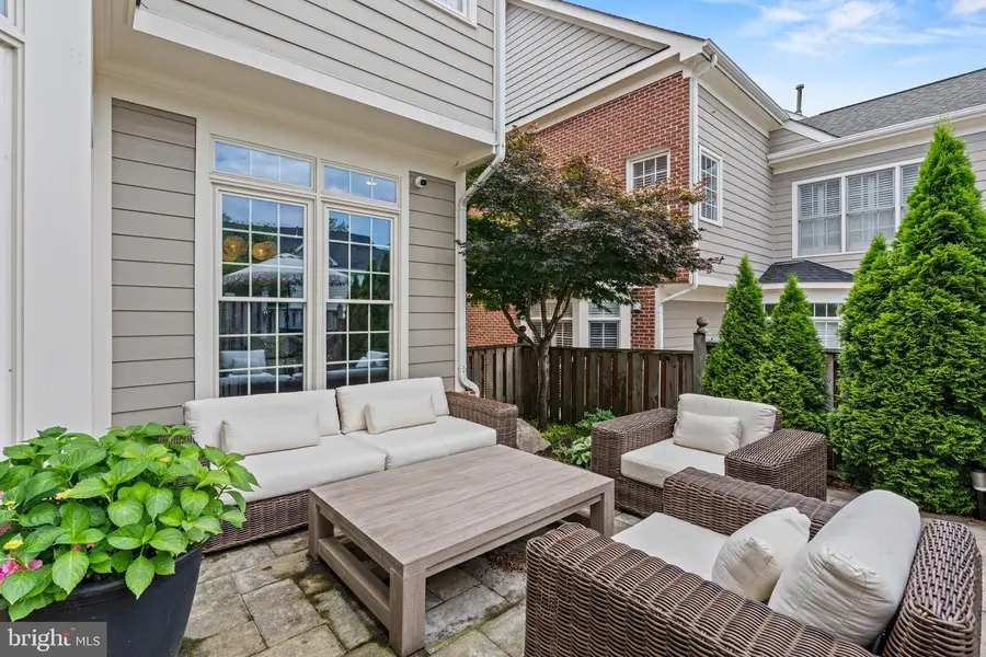 1405 Buena Vista Ave, McLean, VA 22101 - #3