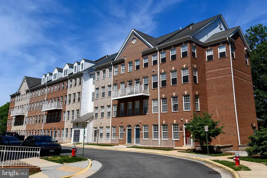 2663 Manhattan Pl #112, Vienna, VA 22180 - #2