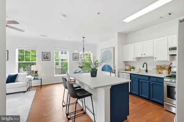 13375-t Connor Dr #t, CENTREVILLE, VA 20120