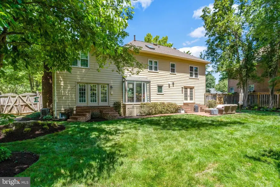 4305 Sheridans Point Ct, Alexandria, VA 22309 - #2