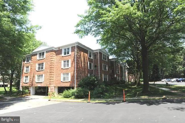 7621 Provincial Dr #211, McLean, VA 22102 - #3