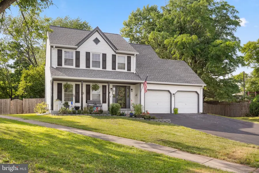 5835 Stone Ridge Dr, Centreville, VA 20120 - #2