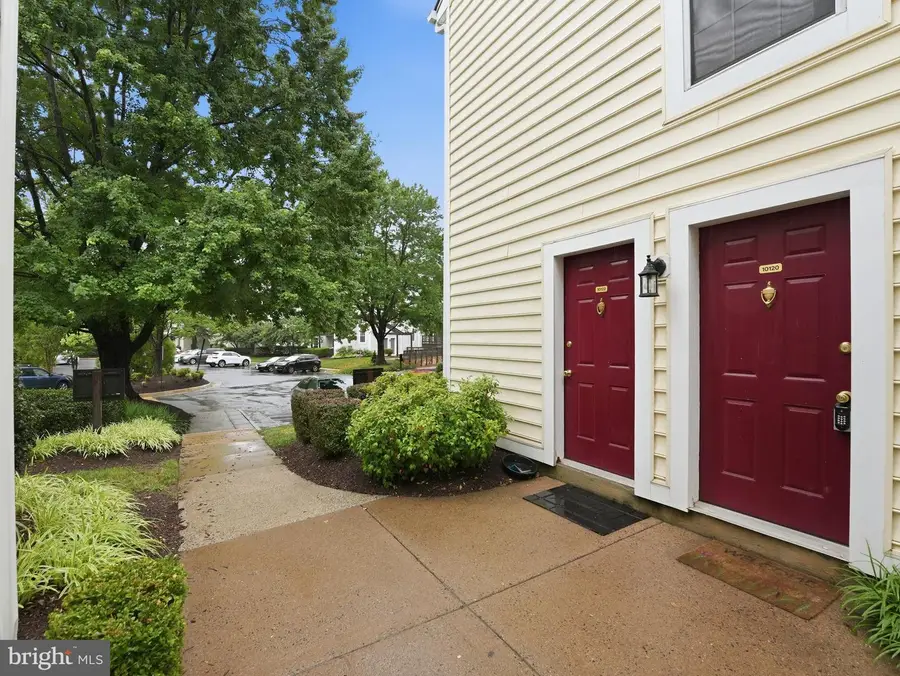 10120 Oakton Terrace Rd, Oakton, VA 22124 - #2
