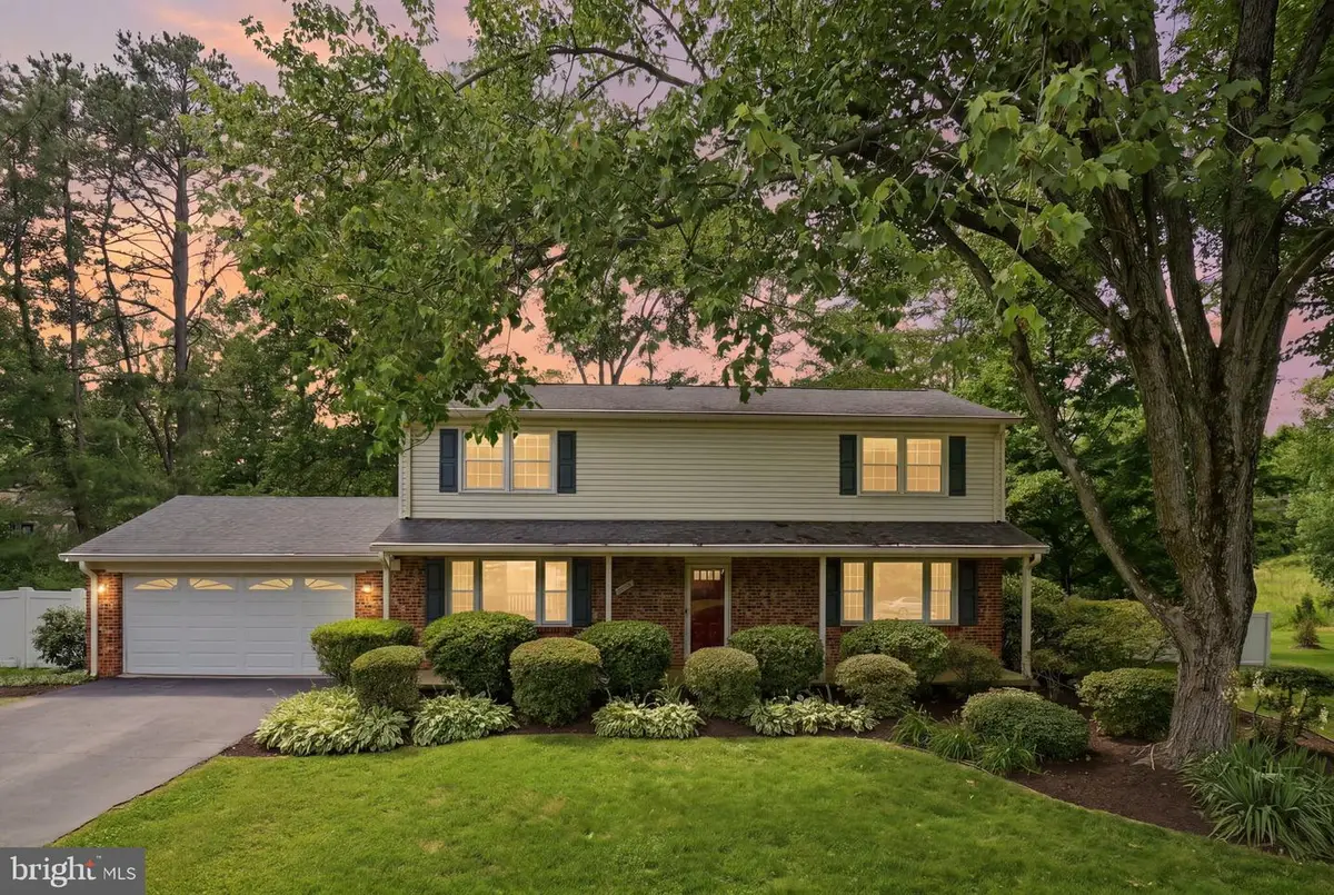 7216 Reservation Dr, Springfield, VA 22153 - #1
