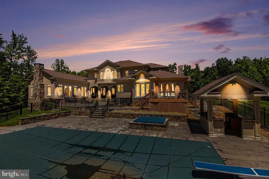 5985 Saint Catherines Ln, Lorton, VA 22079 - #2