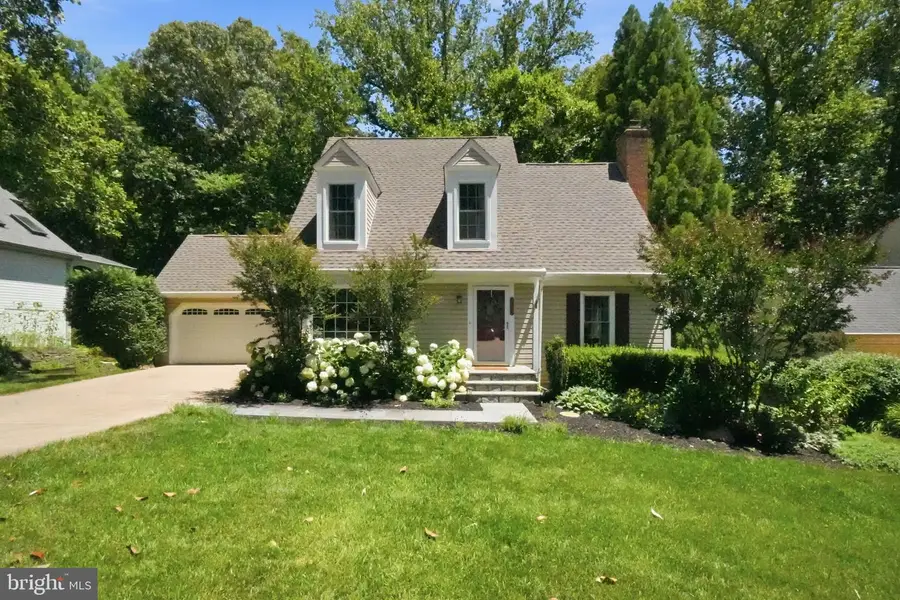 9235 Northedge Dr, Springfield, VA 22153 - #2