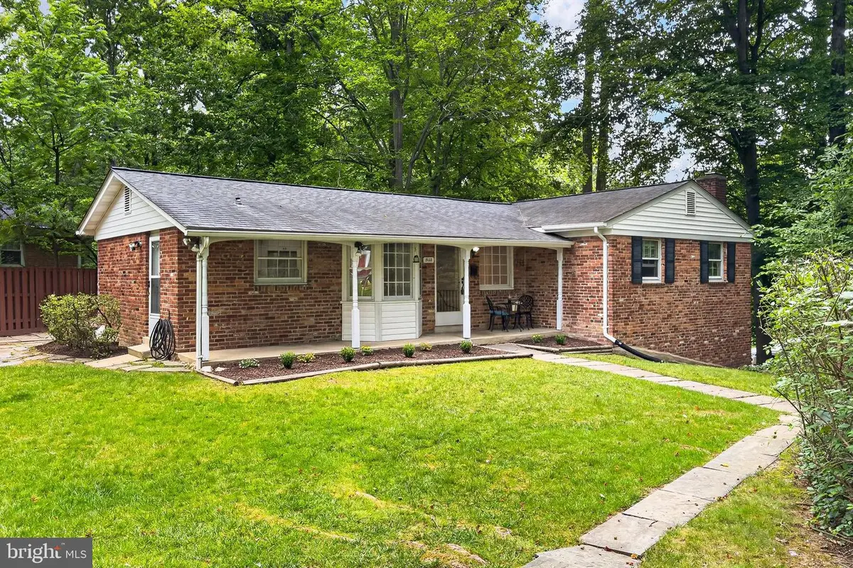 5133 Red Fox Dr, Annandale, VA 22003 - #1