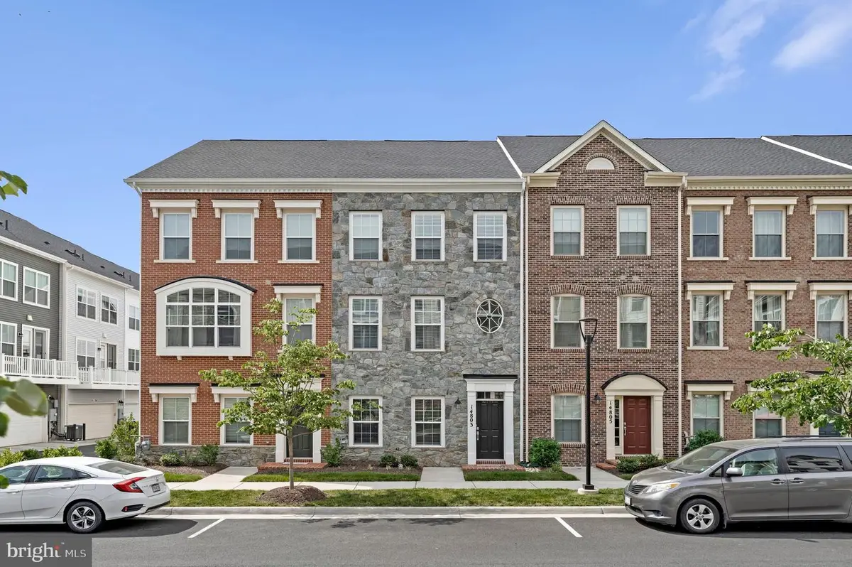 14803 Retreat Blvd, Chantilly, VA 20151 - #1