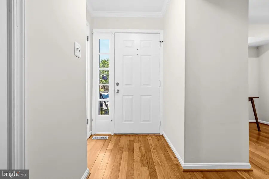 6088 Heatherwood, Alexandria, VA 22310 - #3