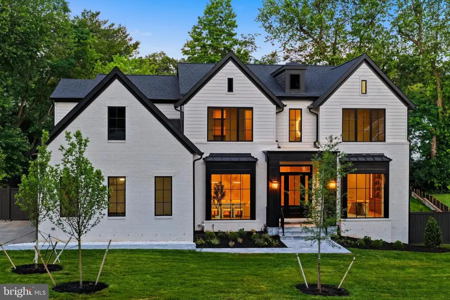 1303 Elsinore Ave, McLean, VA 22102 - #2