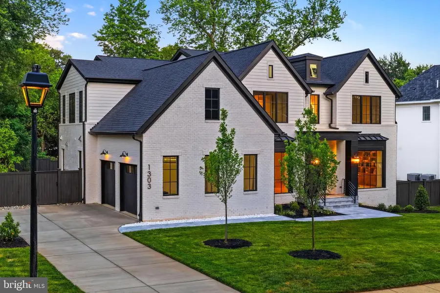 1303 Elsinore Ave, McLean, VA 22102 - #3