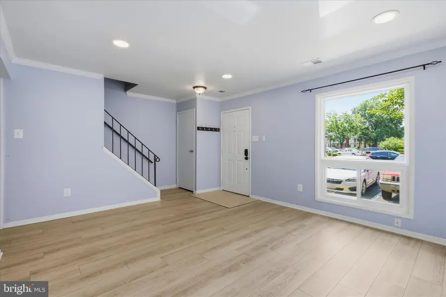 1105 Freshrain Ct, Herndon, VA 20170 - #3