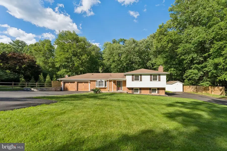 3219 Fox Mill Rd, Oakton, VA 22124 - #2