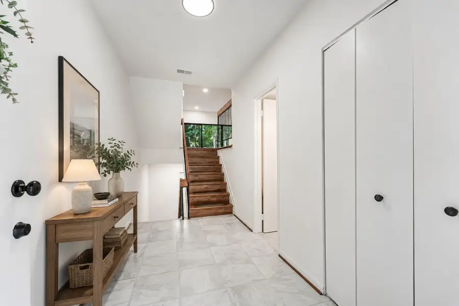 12023 Insha Ct, Reston, VA 20191 - #2