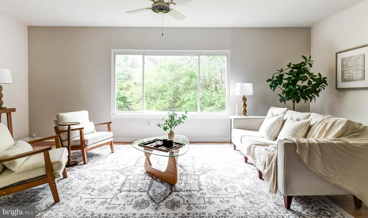 6910 Trestle Ct, Lorton, VA 22079 - #1