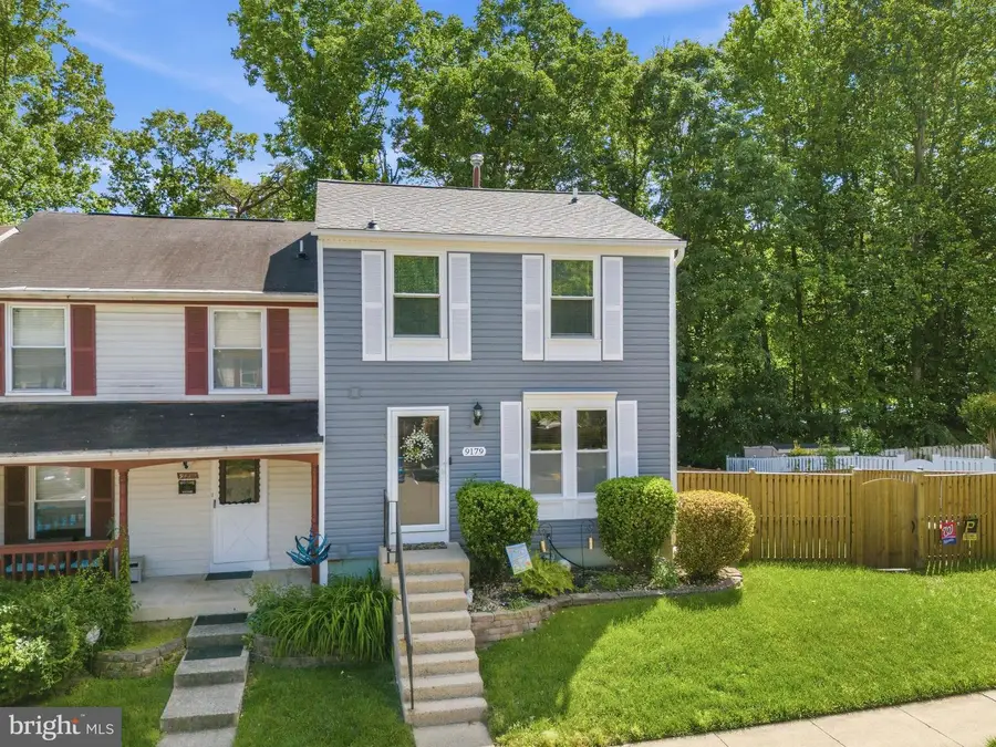 9179 Forest Breeze Ct, Springfield, VA 22152 - #2