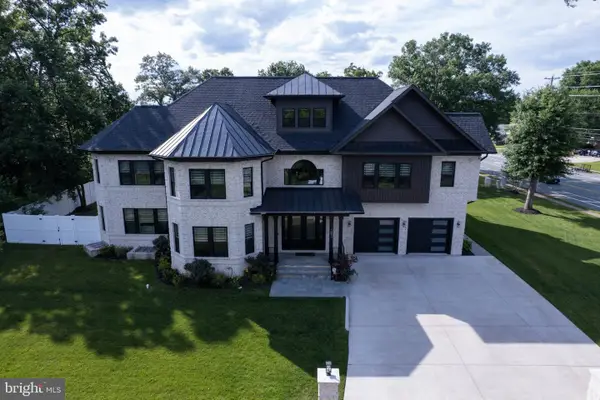 14700 Cranoke St, CENTREVILLE, VA 20120