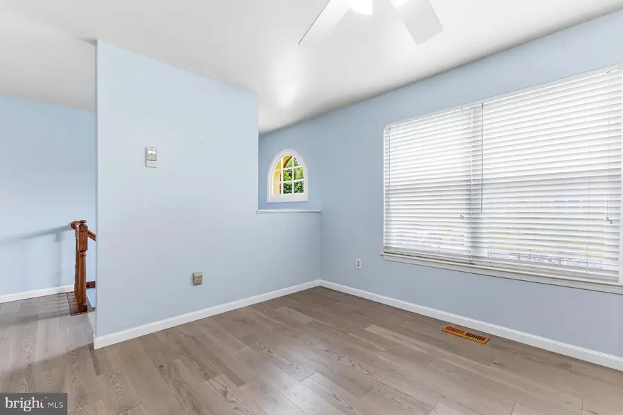5205 Martinique Ln, Alexandria, VA 22315 - #3