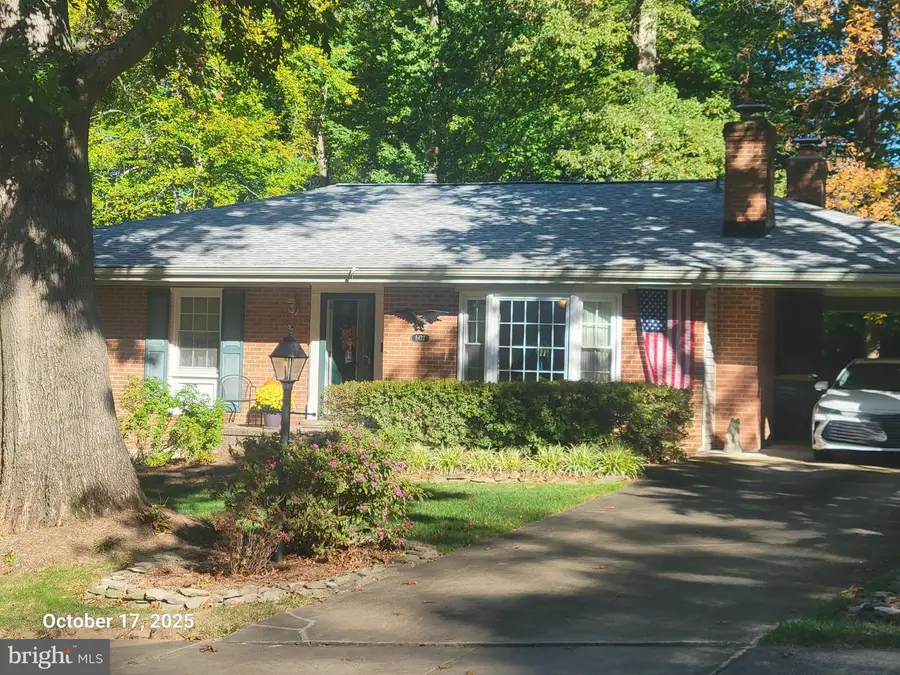 8422 Georgian Way, Annandale, VA 22003 - #2