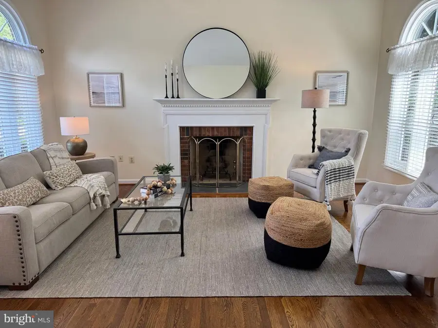 6418 Gristmill Square Trce, Centreville, VA 20120 - #2