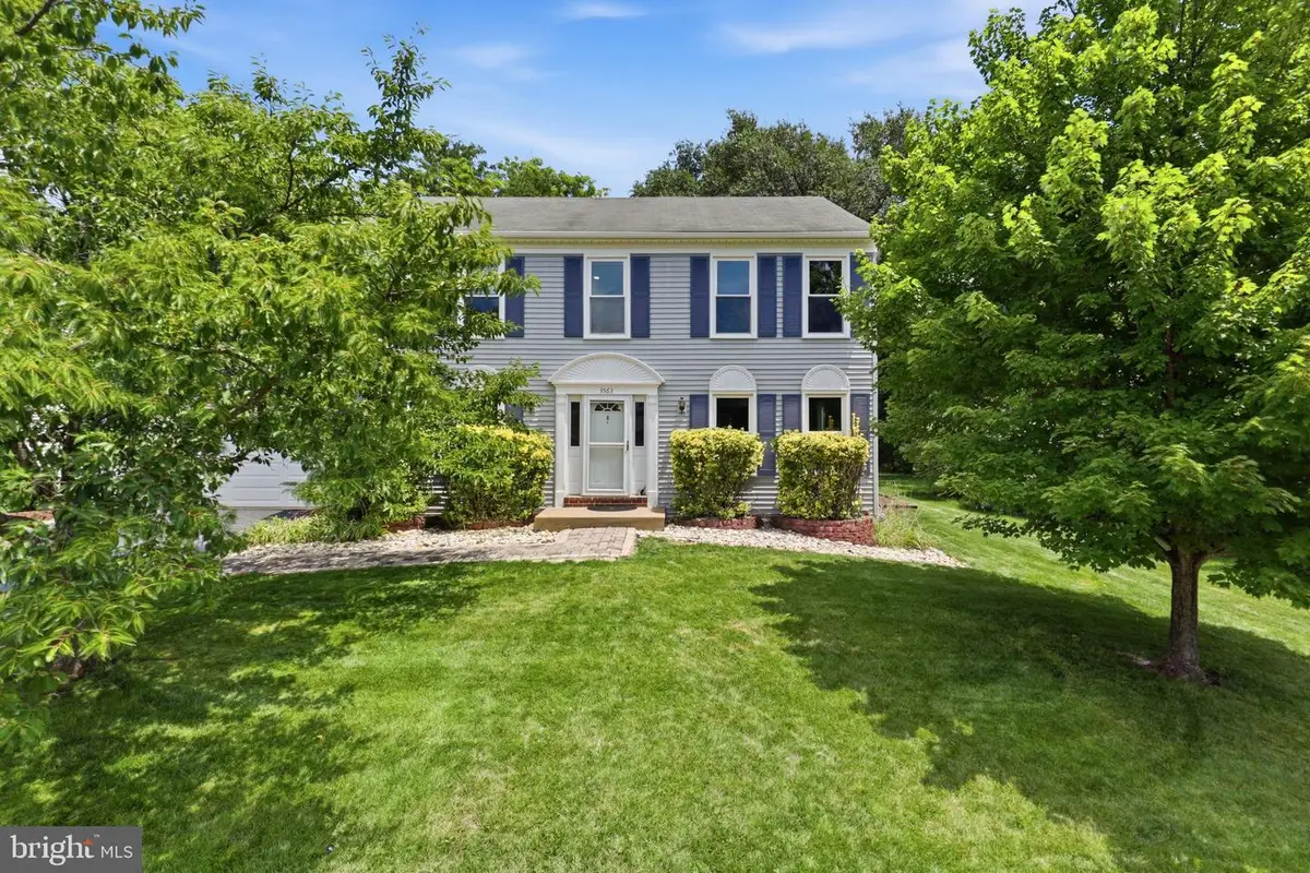 3563 Armfield Farm Dr, Chantilly, VA 20151 - #1