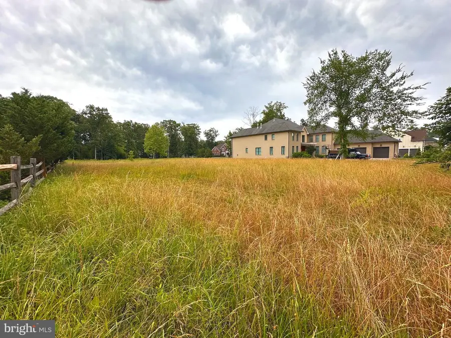 5955 Colchester Rd, Fairfax, VA 22030 - #2