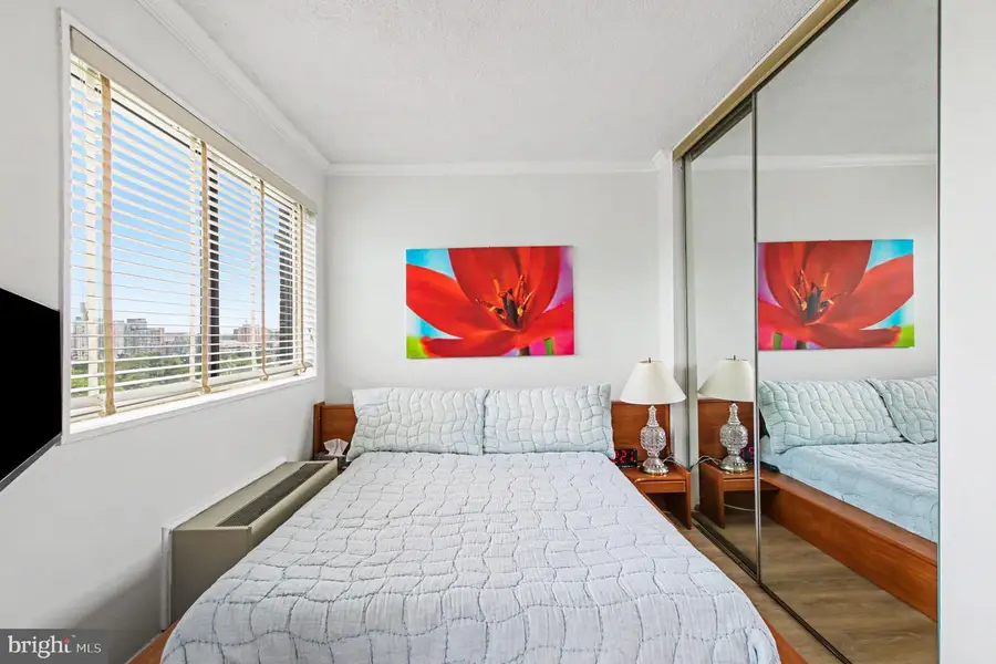 2059 Huntington Ave #1000, Alexandria, VA 22303 - #3