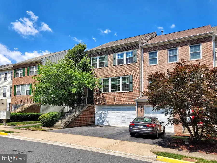 13906 Gothic Dr, Centreville, VA 20121 - #3