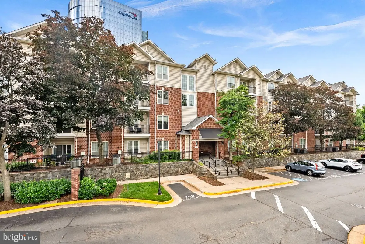 1521 Spring Gate Dr #10406, McLean, VA 22102 - #1