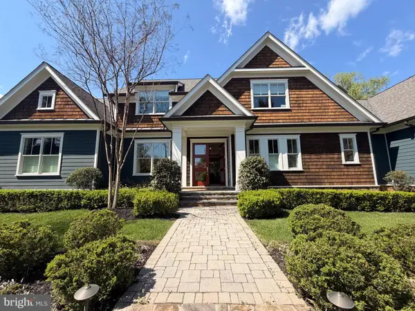 1674 Chain Bridge Rd, MCLEAN, VA 22101