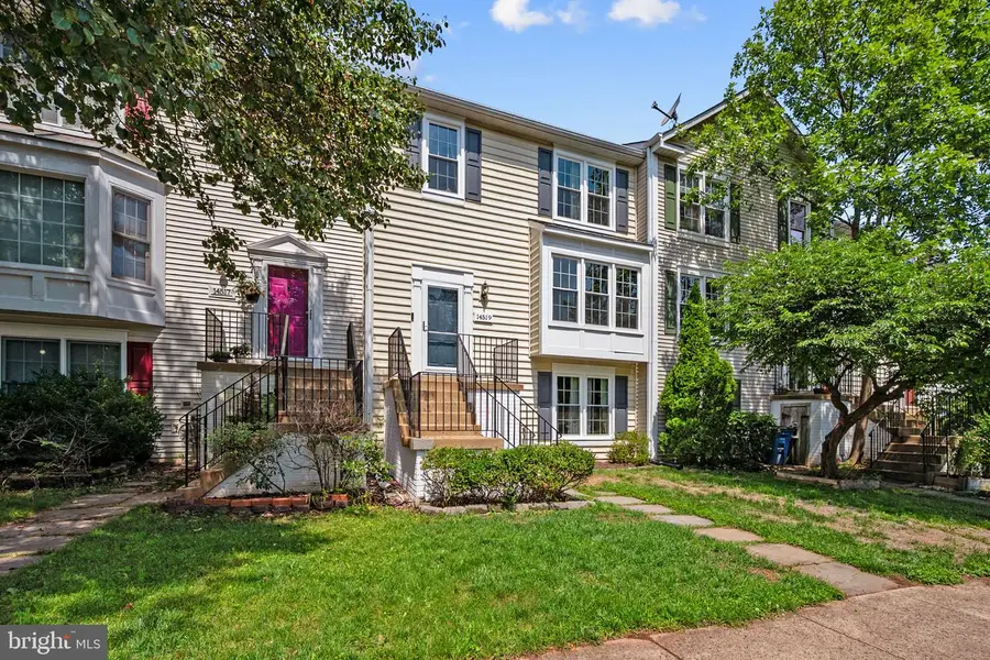 14519 Sully Lake Ct, Centreville, VA 20120 - #3