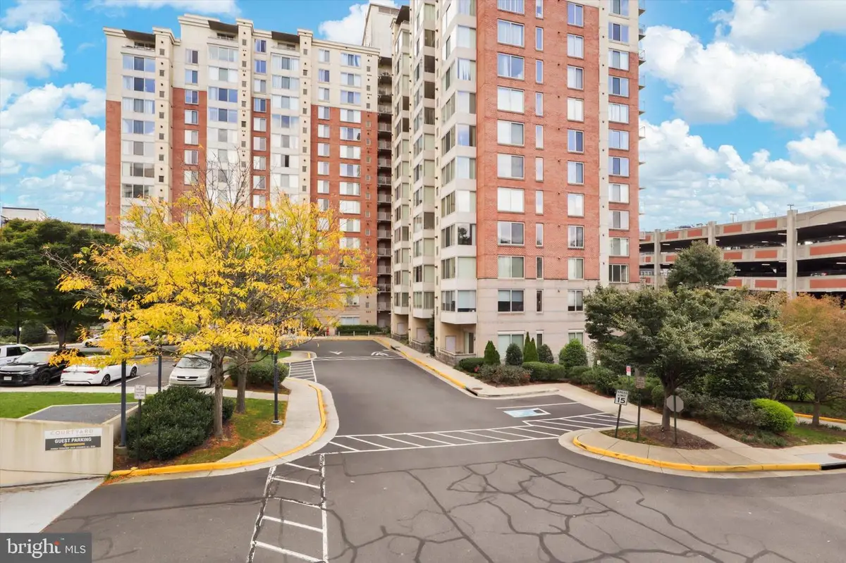 2726 Gallows Rd #1506, Vienna, VA 22180 - #1