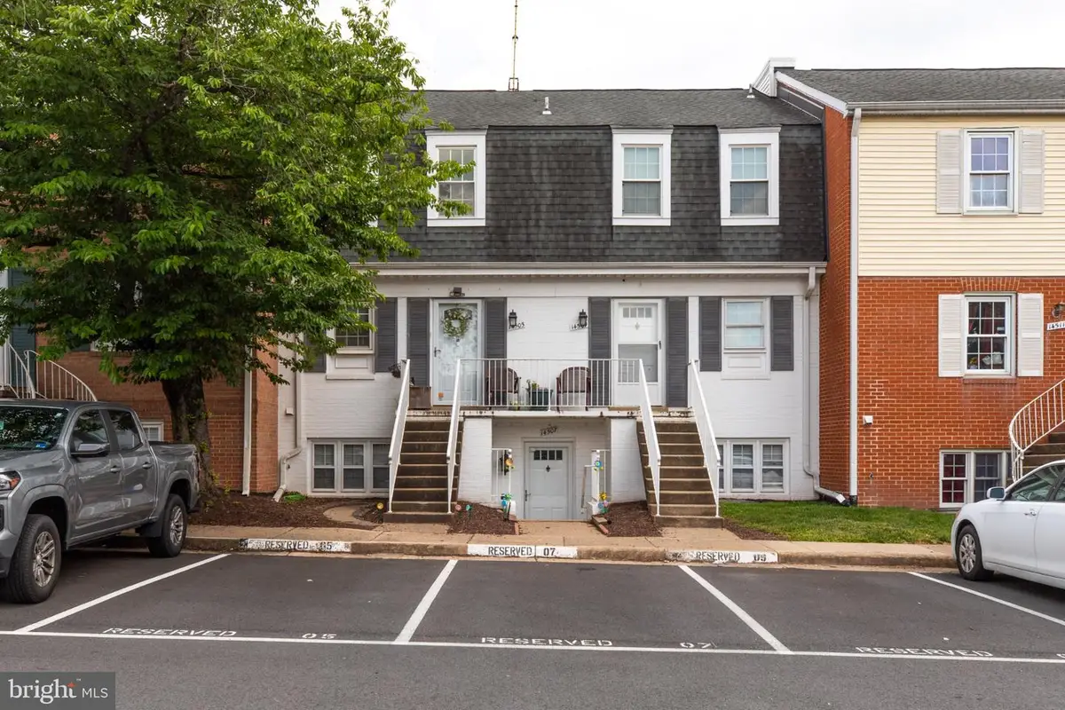 14507 Saint Germain Dr, Centreville, VA 20121 - #1